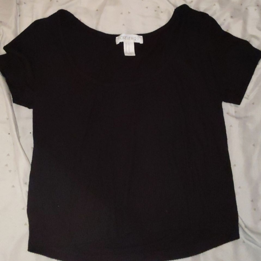 FOREVER 21 CROP TOP